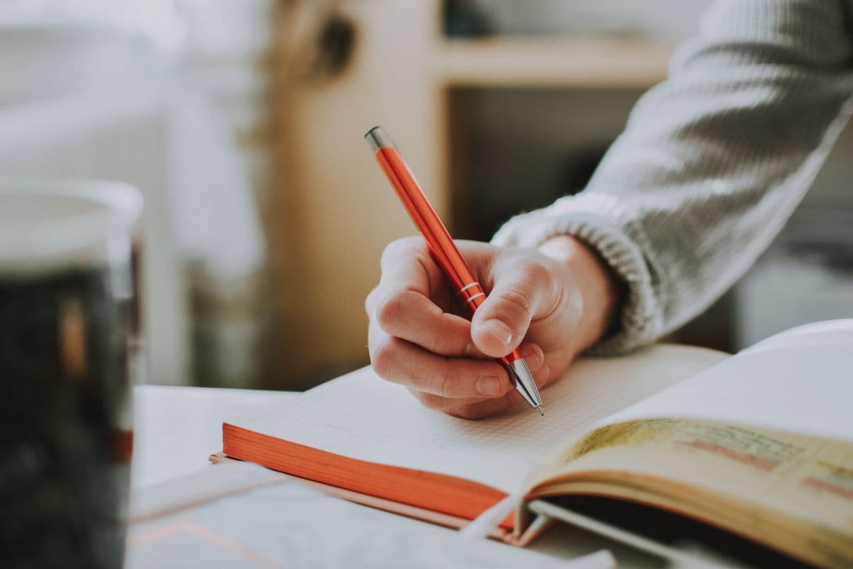 A Clipboard Manager for Writers: The Setup That Saves Every Draft