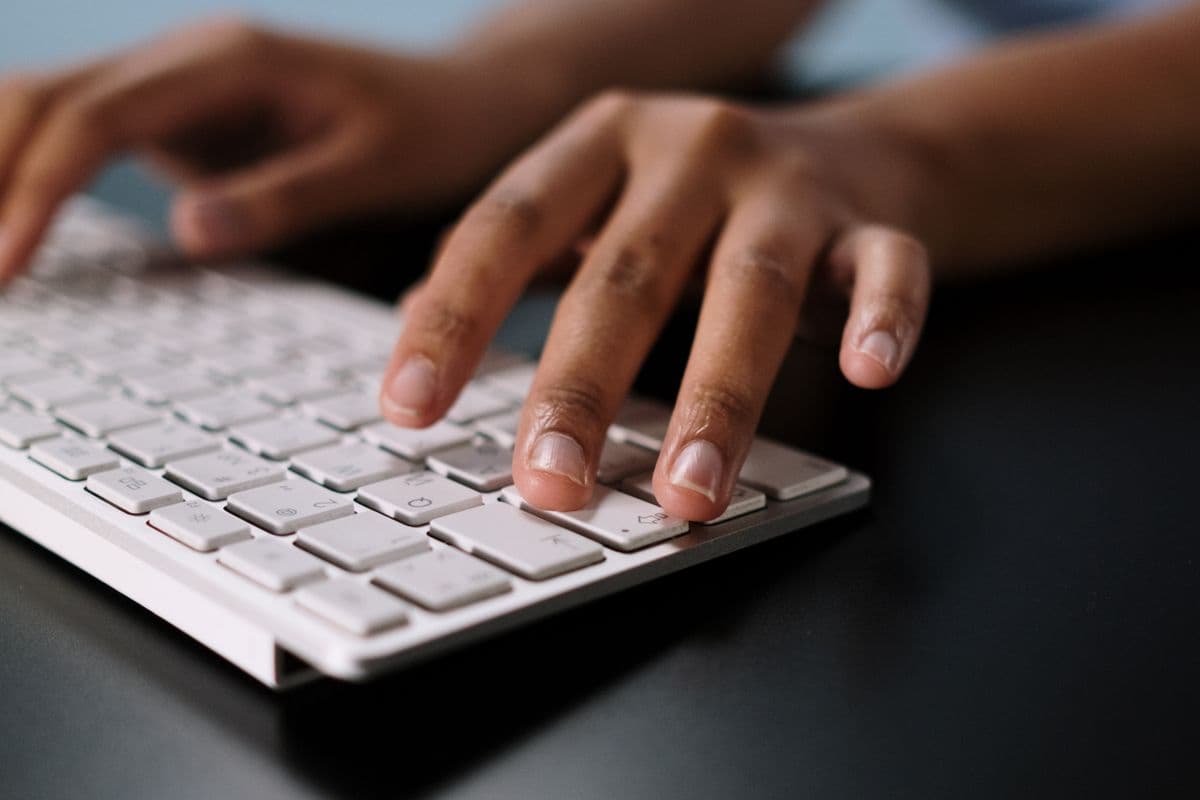 How to Share Your Clipboard Between a Mac and a Windows PC